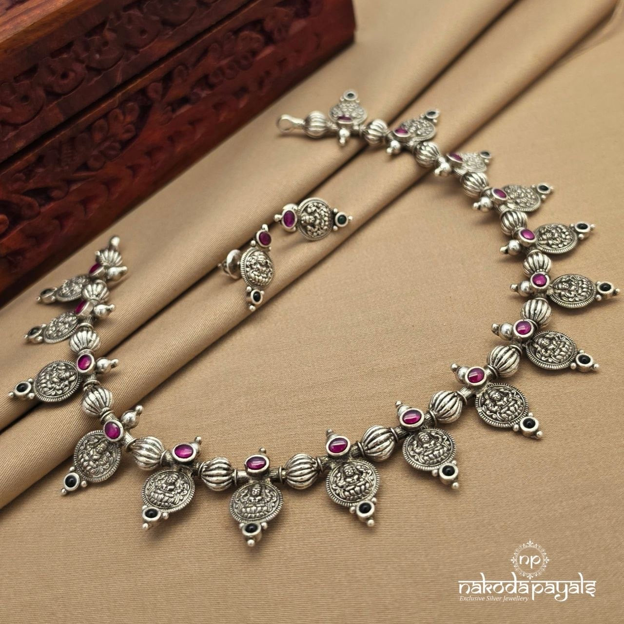 Kemp Lakshmi Neckpiece With Earring (N11834)