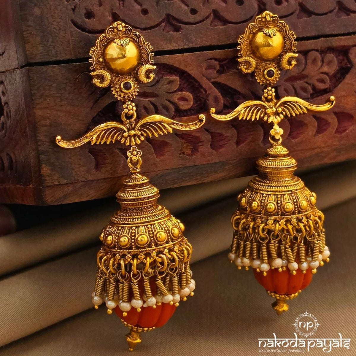 Elegant Coral Jhumka (Ge11488)
