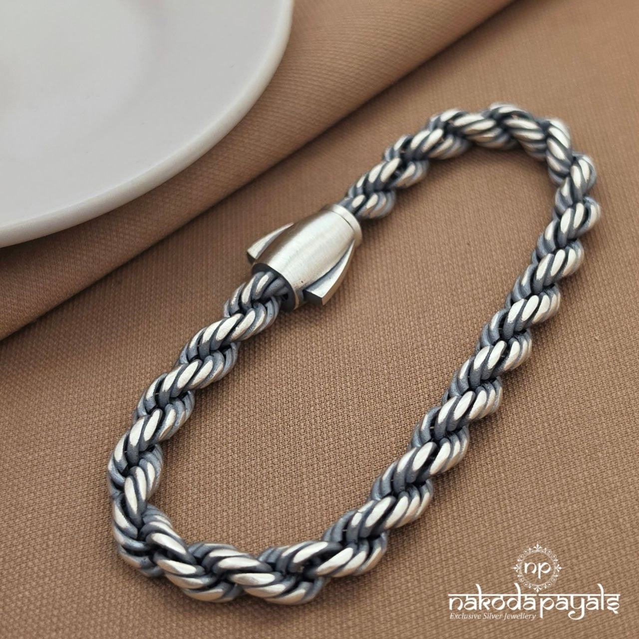 Braided Men’s Bracelet (Mc1139)