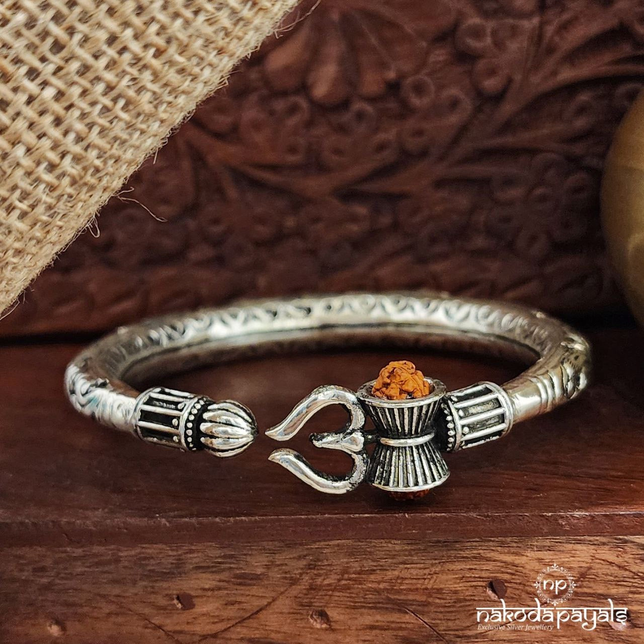 Trishul Kada (K6040)