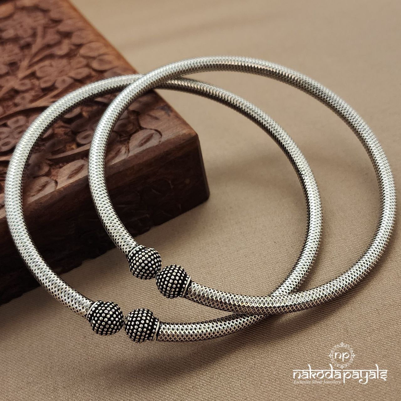 Oxide Charm Openable Ankle Kada Pair (A2291)