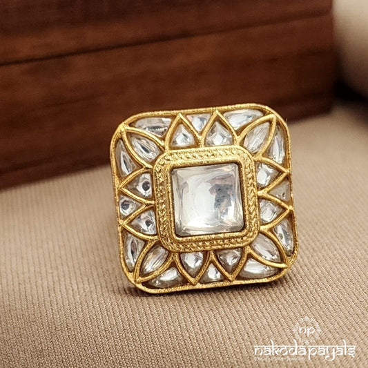 White Square Finger Ring (F2839)