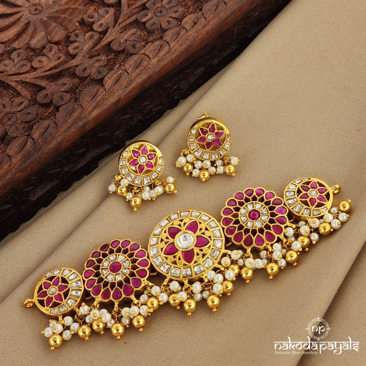 Flower Kundan Choker With Earrings (Gn7171)