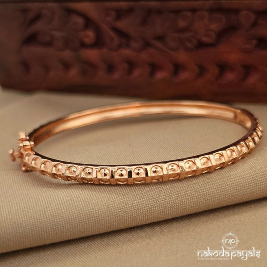 Elegant Rose Gold Kada (St4132)
