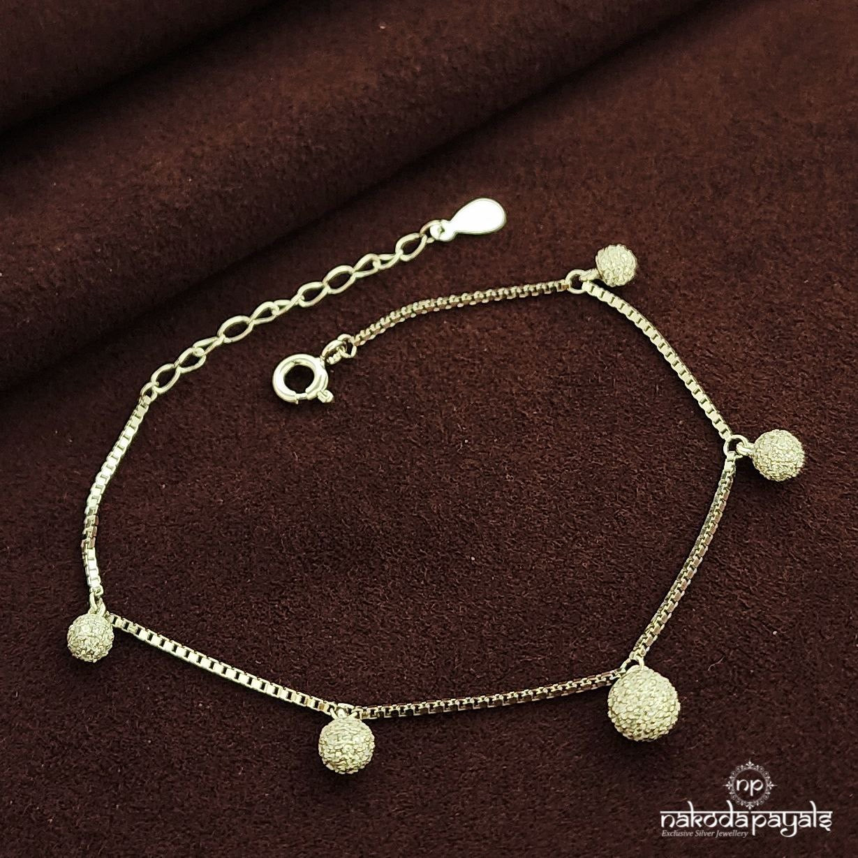 Silver Ball Charms Bracelet (St3735)
