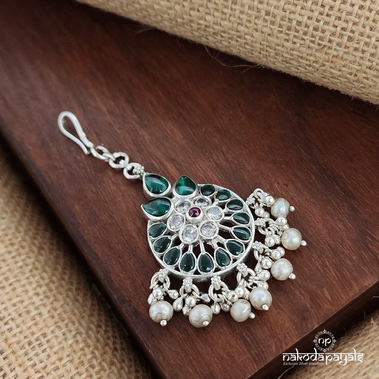 Green Leafy Pearl Drops Maang Tika (M0403)