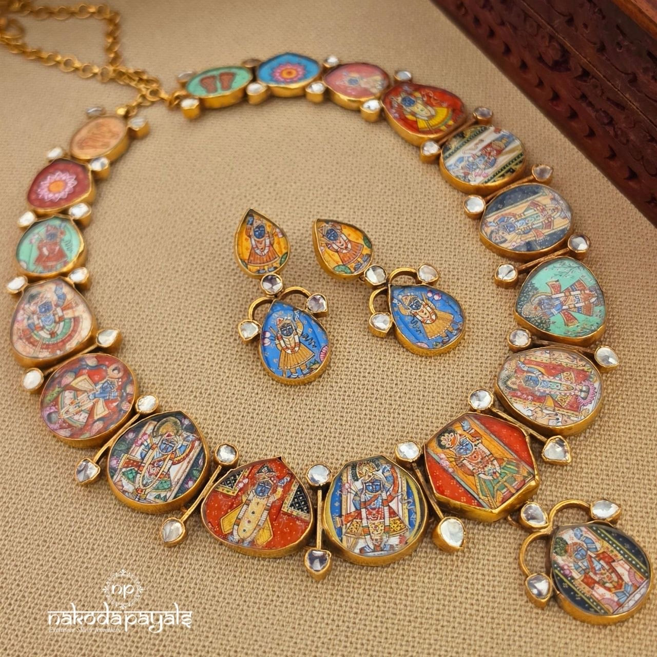 Shri Ram Handpainted Neckpiece With Earrings (Gn10524)