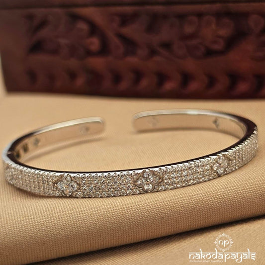 Stunning Kada (St4134)