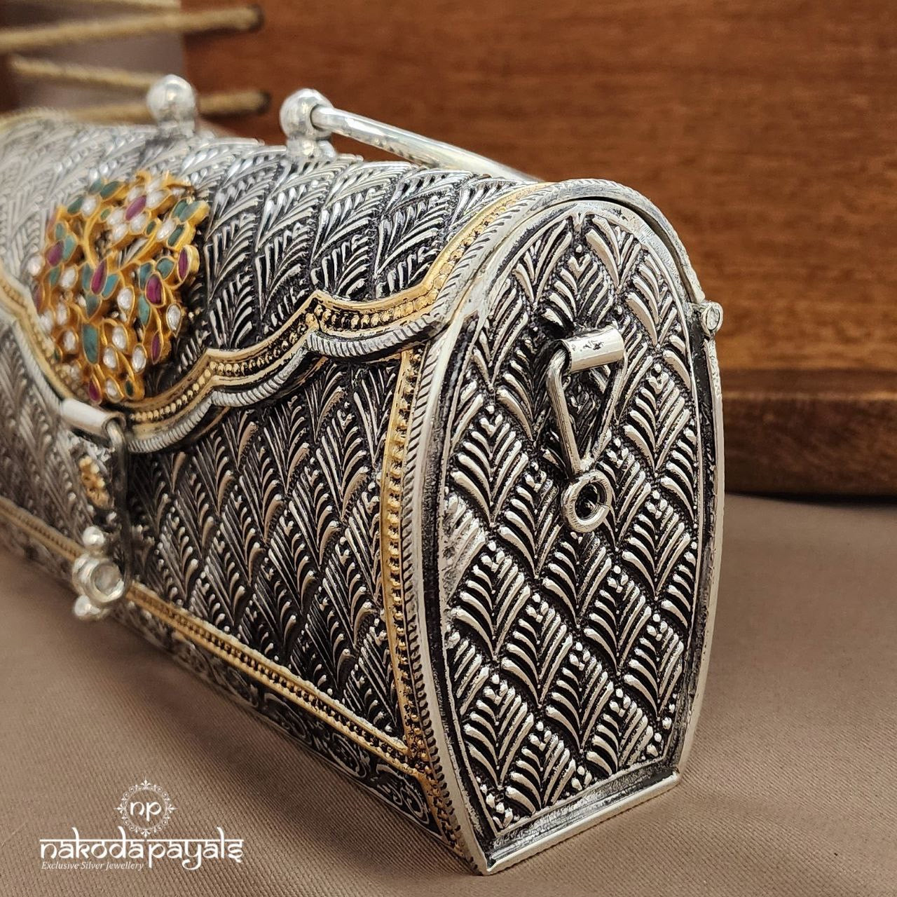 Multicoloured Floral Dual Tone Kundan Purse (Esa312)