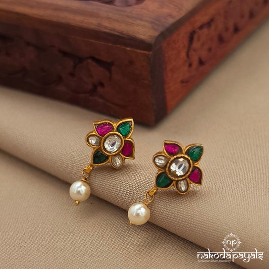 Kundan Pearled Studs (Ge10964)