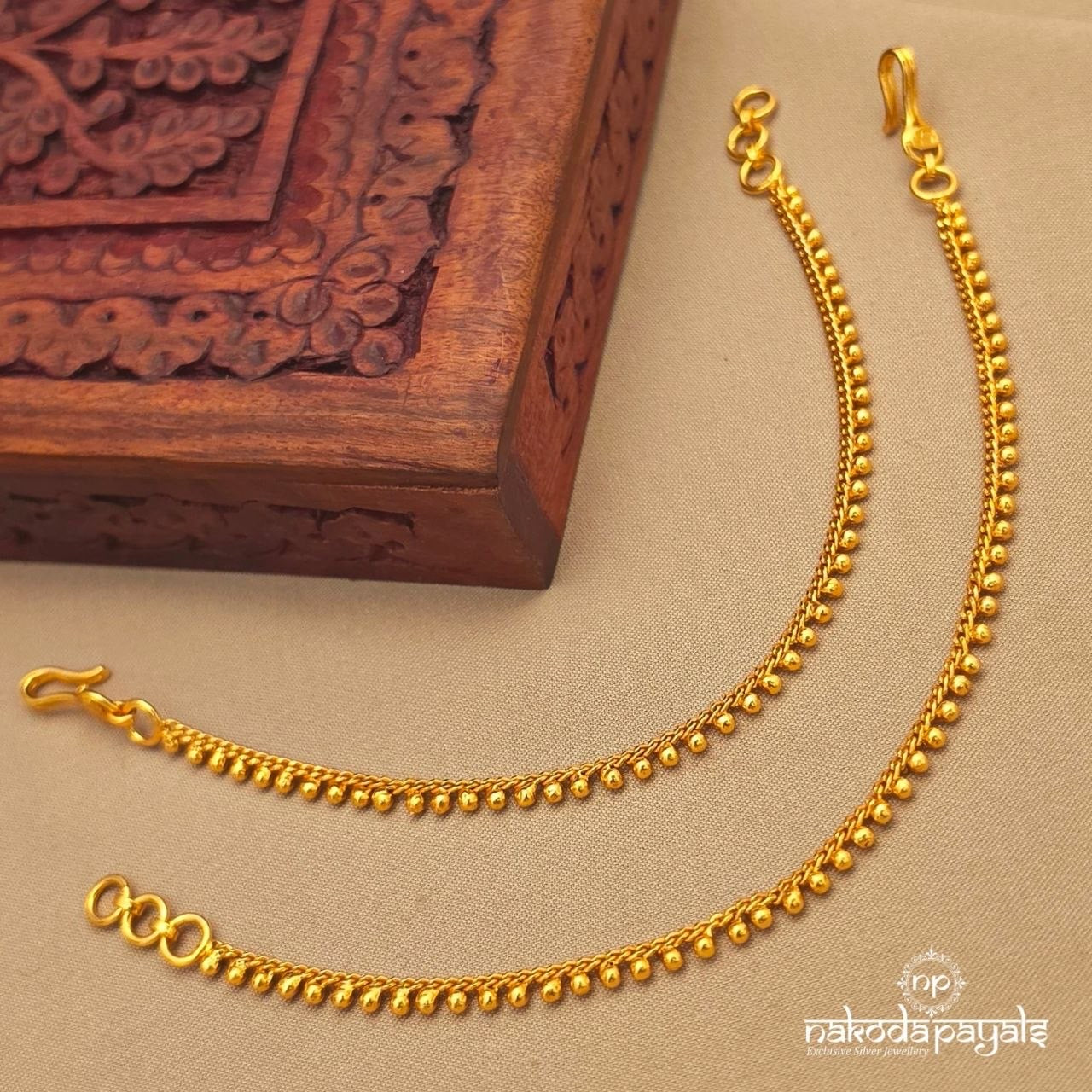 Sleek Elegant Maati (Gm1199)