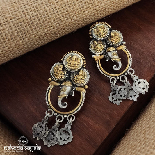 Divine Ganesha Charm Drops Earrings (Dt1377)