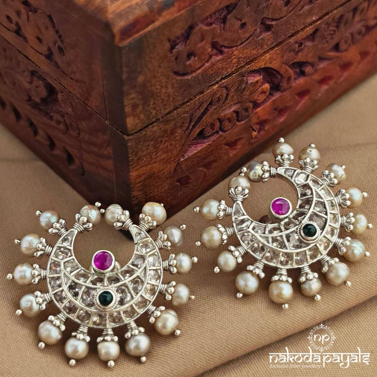 Half Moon Studs (S4215)