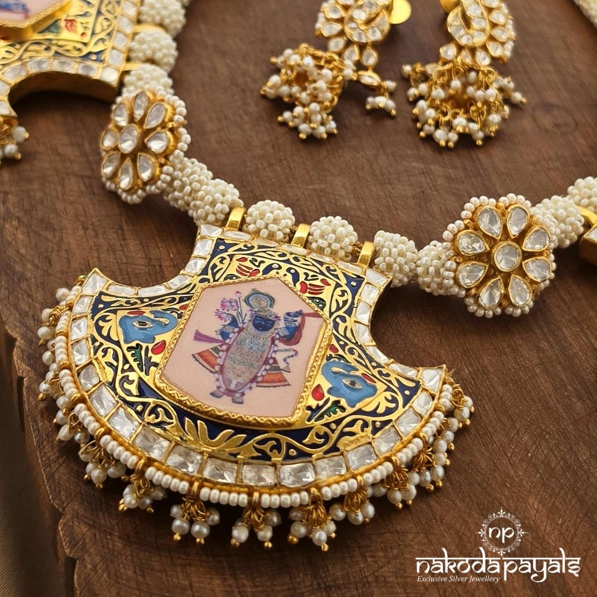 Stunning Reversible Shrinathji Meenakari Neckpiece With Earrings (Gn11013)