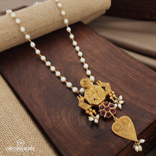 Pearly Vintage Neckpiece (Gn9125)