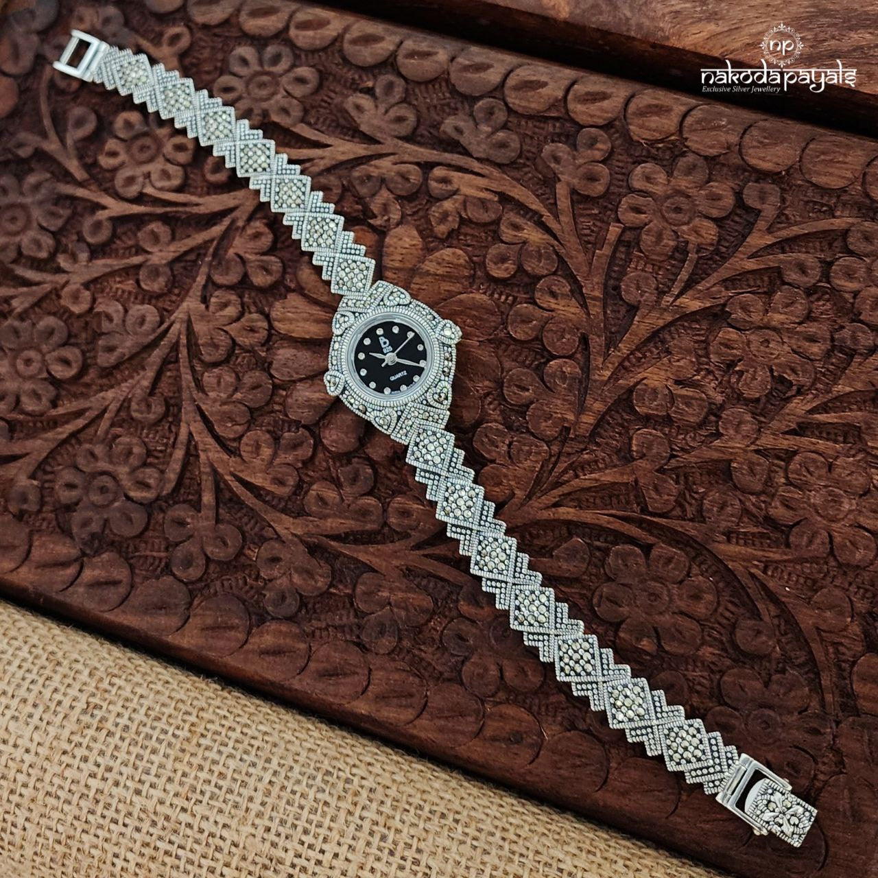 Queen’s Legacy Black Dial Watch (W0264)