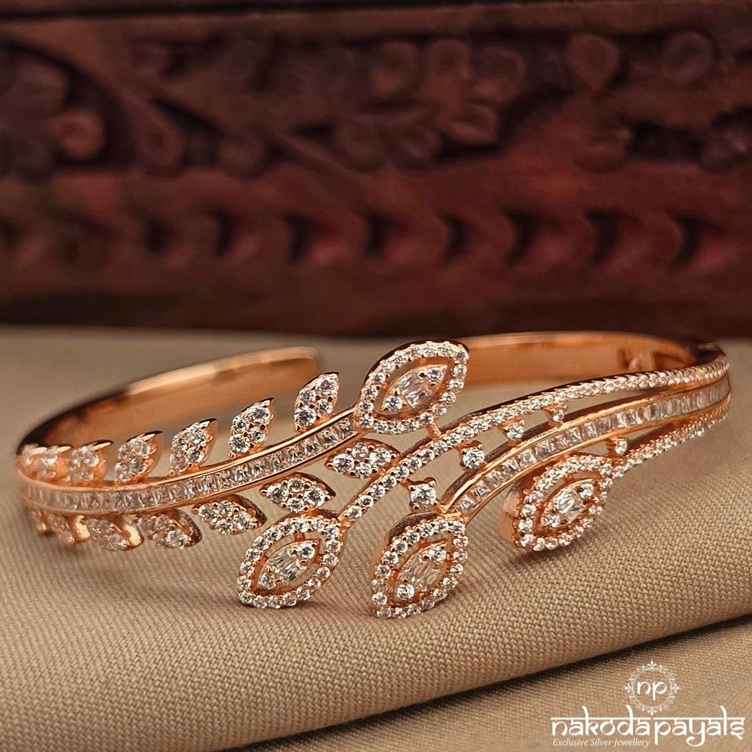 Glorious Leafy Kada (St4131)