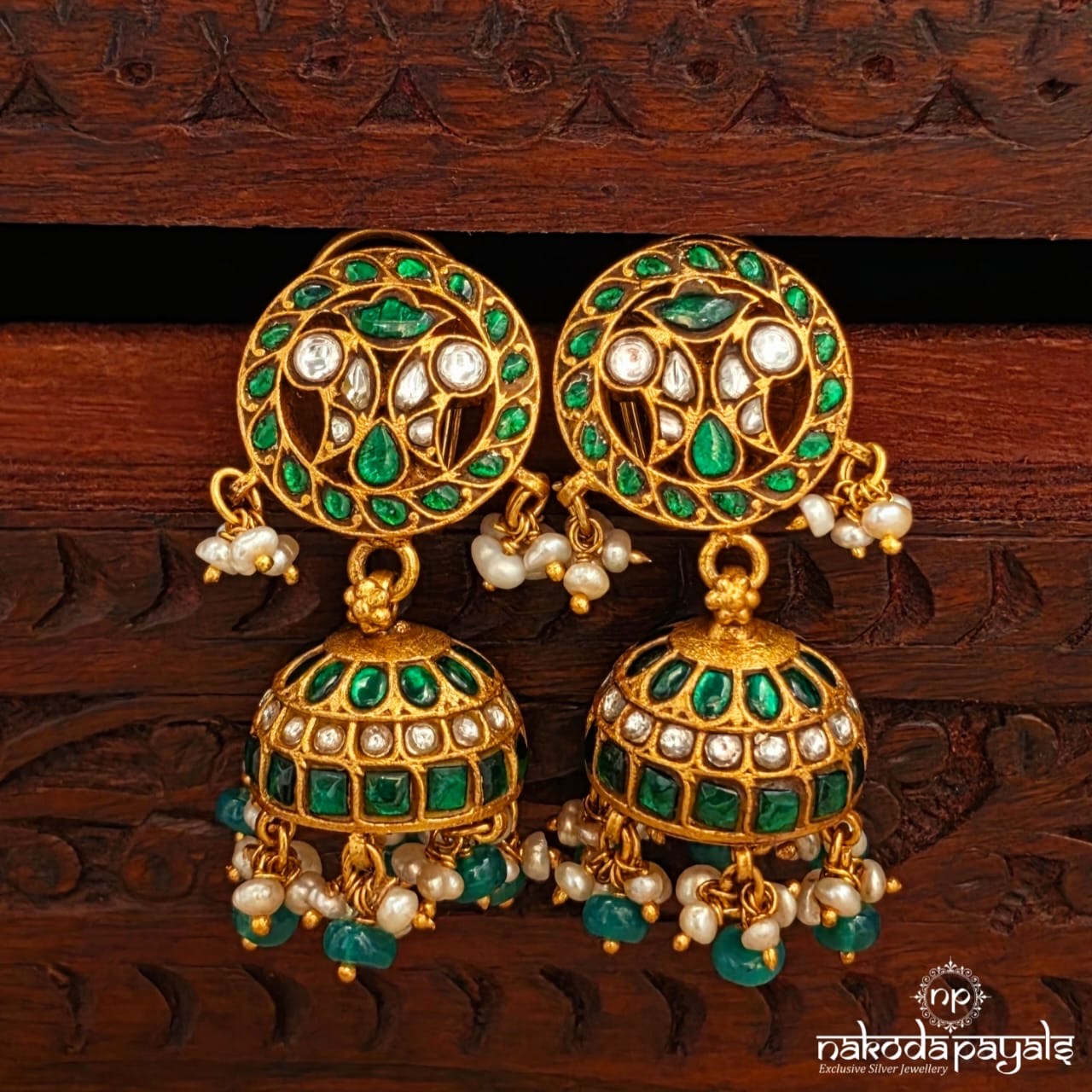 Greenish Pearled Kundan Jhumka (Ge10959)