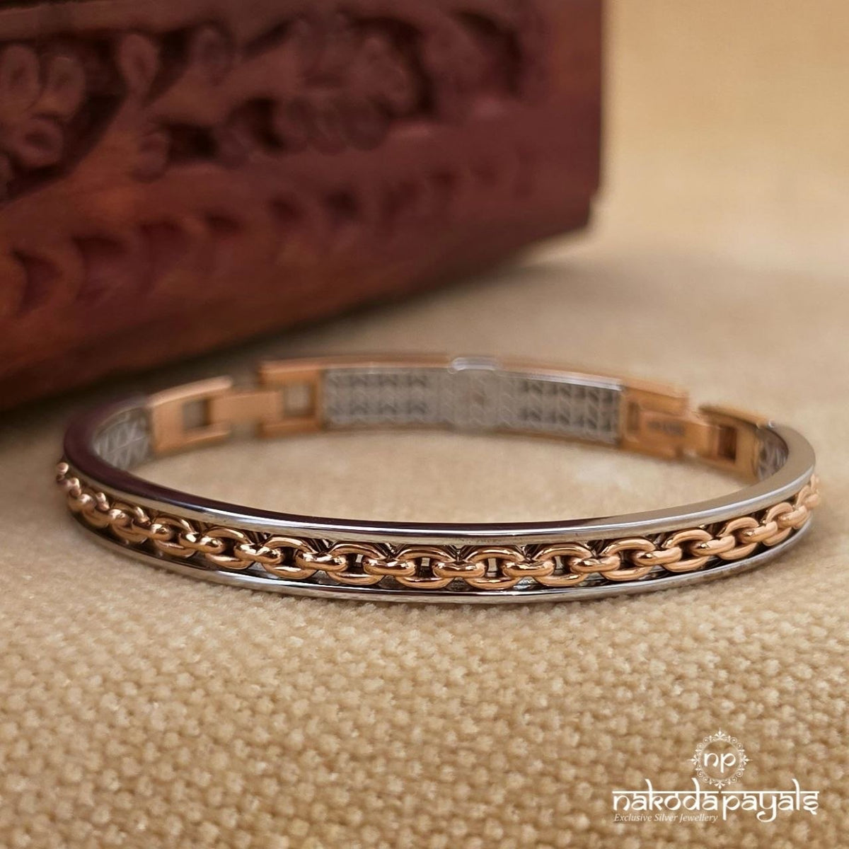 Linked Chain Men’s Kada (Mc1163)