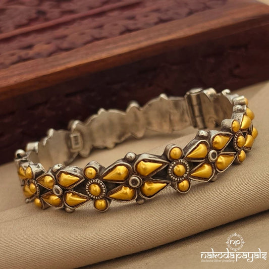 Exquisite Screw Kada (K6326)