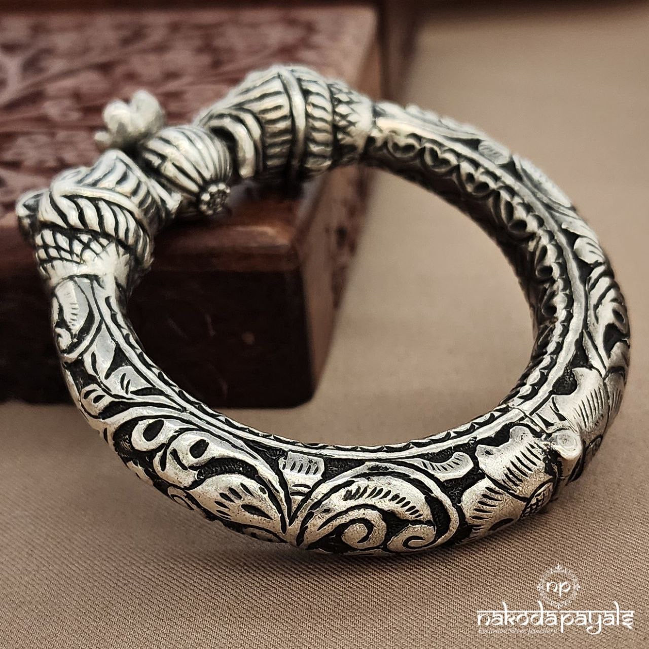 Twin Lion Chitai Kada (K6007)