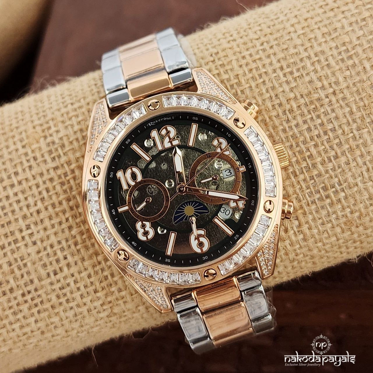 Versatile Men’s Watch (W0268)