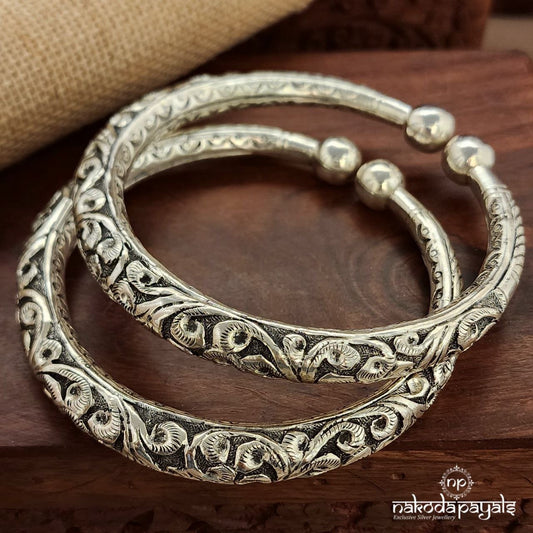 Bold Chitai Work Ankle Kada Pair (A2324)