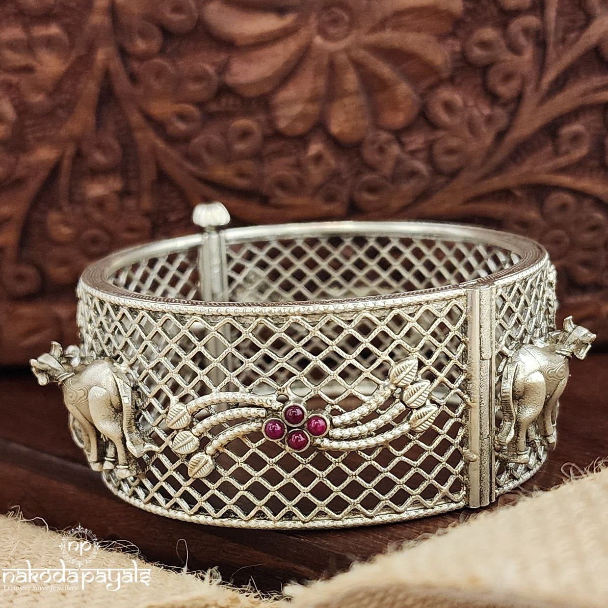 Cow Textured Openable Screw Kada (K6036)