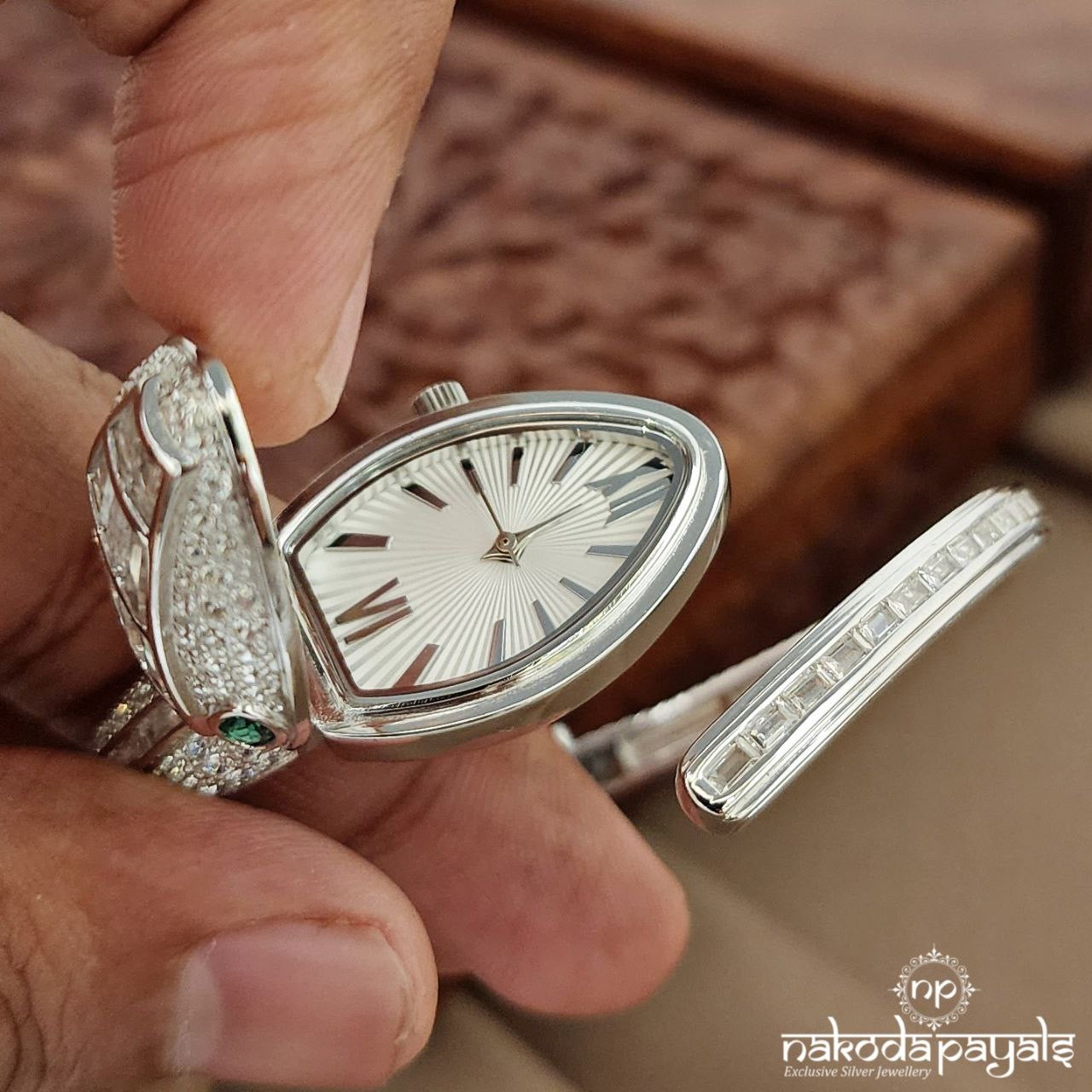 White Serpent Bracelet Watch (W0253)