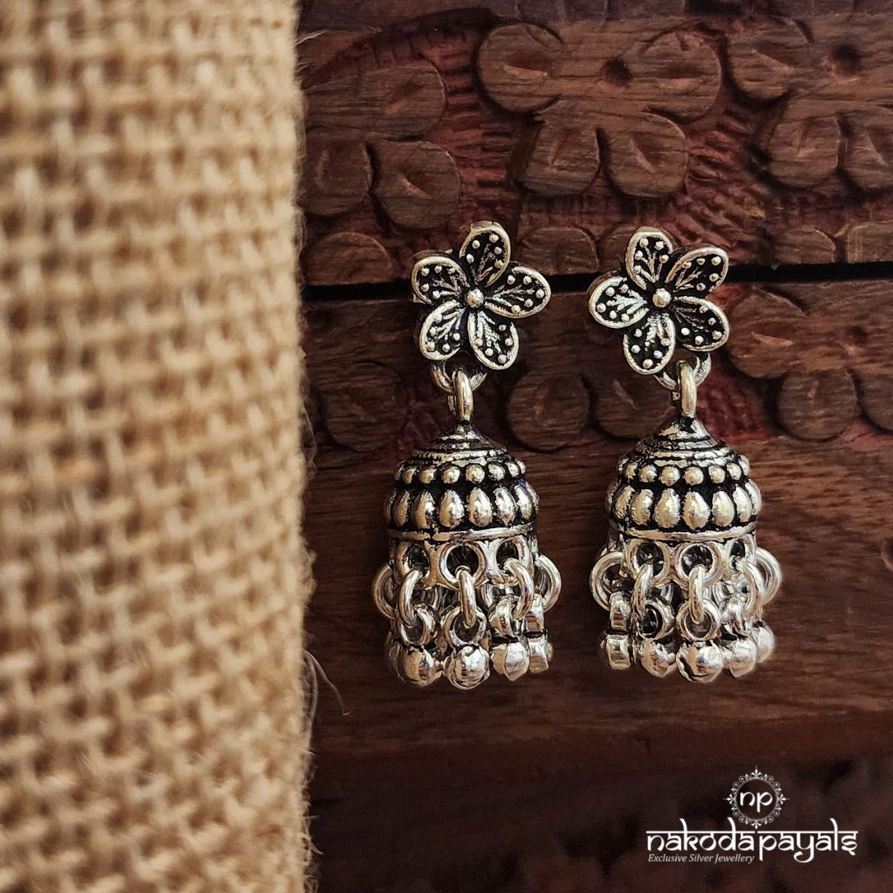 Cute Little Flower Jhumka (J1400)