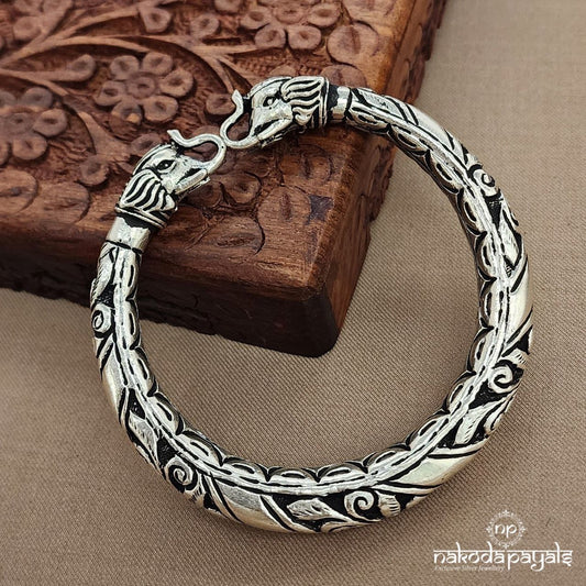 Divine Elephant Chitai Kada (K6009)