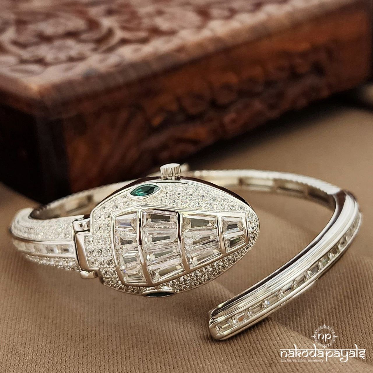 White Serpent Bracelet Watch (W0253)