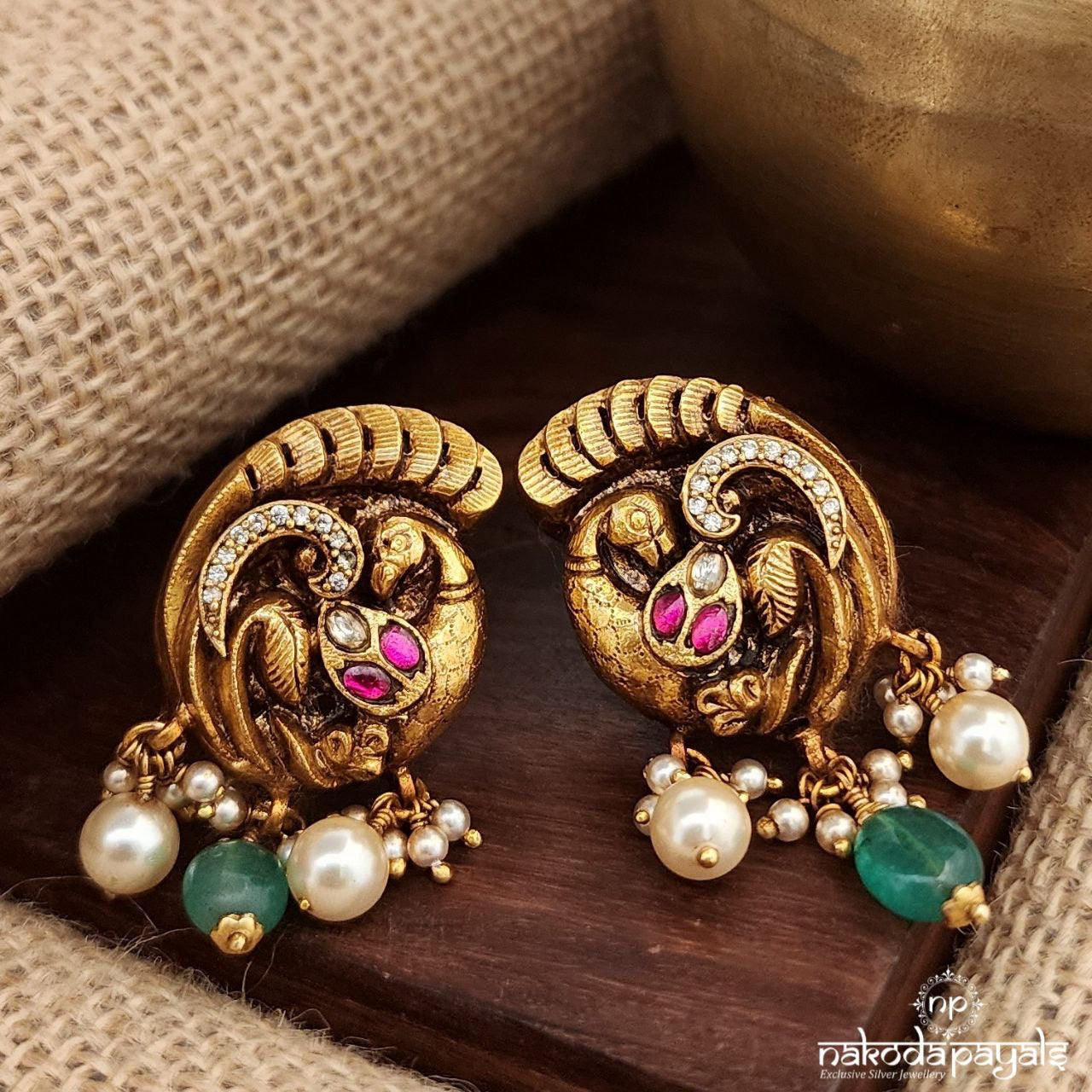 Green Peacock Drop Kundan Earrings (Ge9583)