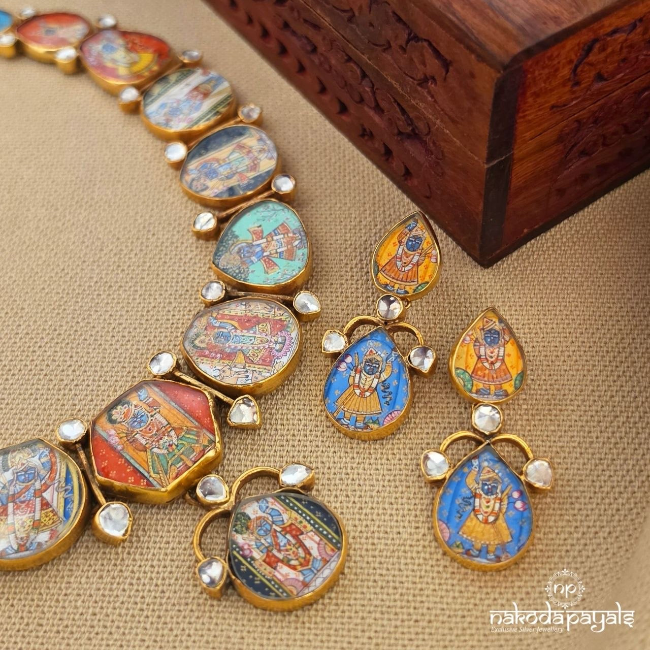 Shri Ram Handpainted Neckpiece With Earrings (Gn10524)