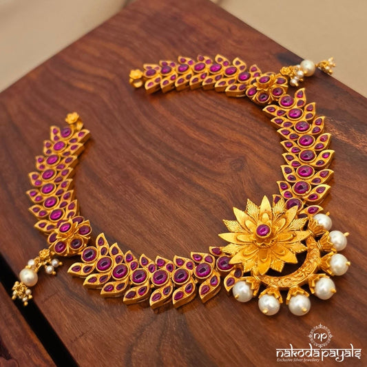 Floral Half Moon Neckpiece (Gn10487)