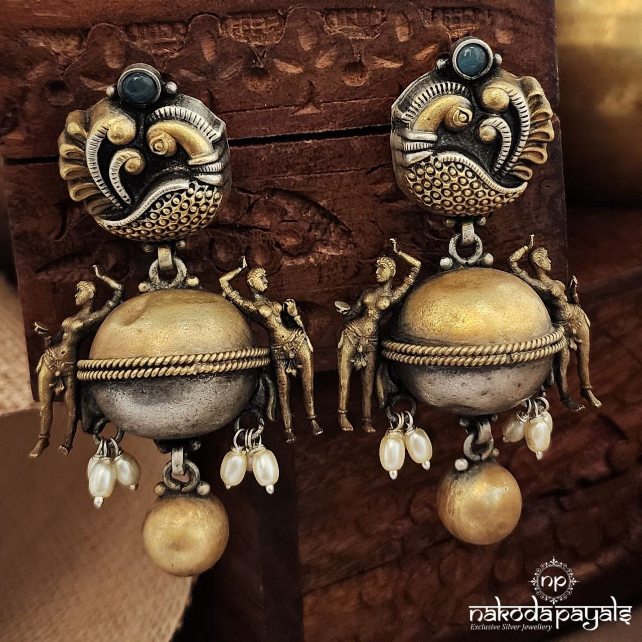 Blue Golden Ball Drop Dual Tone Jhumka (Dt1398)