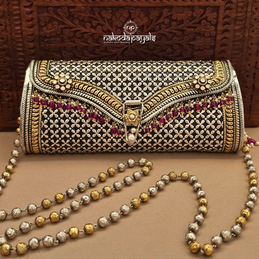 Ruby Drops Floral Dual Tone Purse (Esa342)