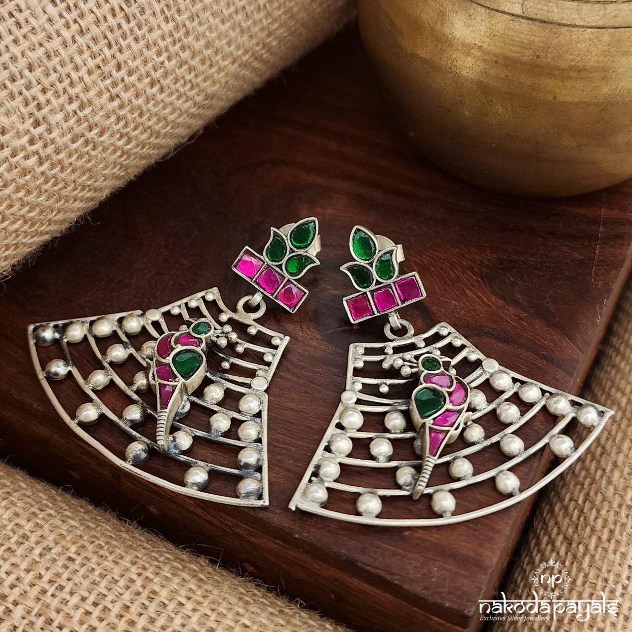Graceful Birdie Kundan Earrings (C3586)