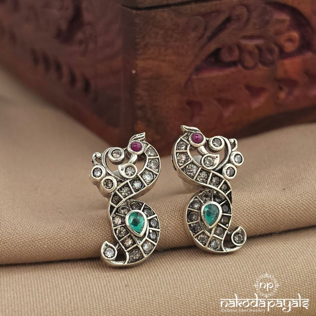 Peacock Mango Studs (S4238)