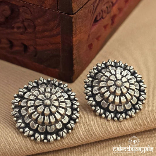 Exquisite Floral Studs(S4147)