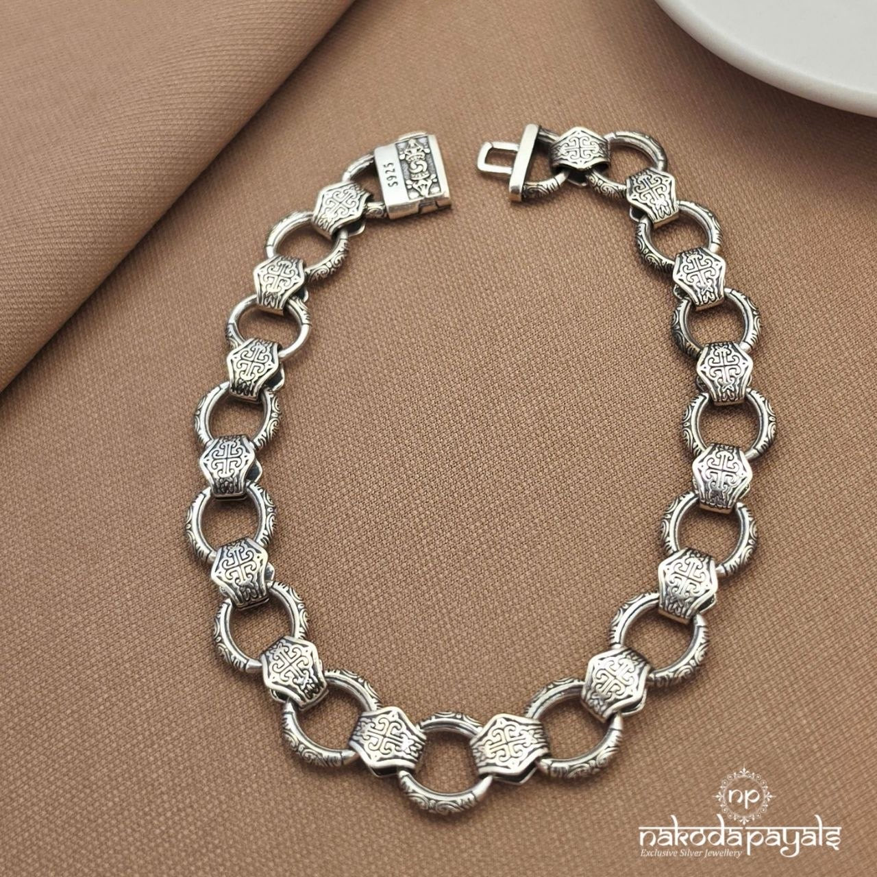 Round Linked Men’s Bracelet (Mc1137)