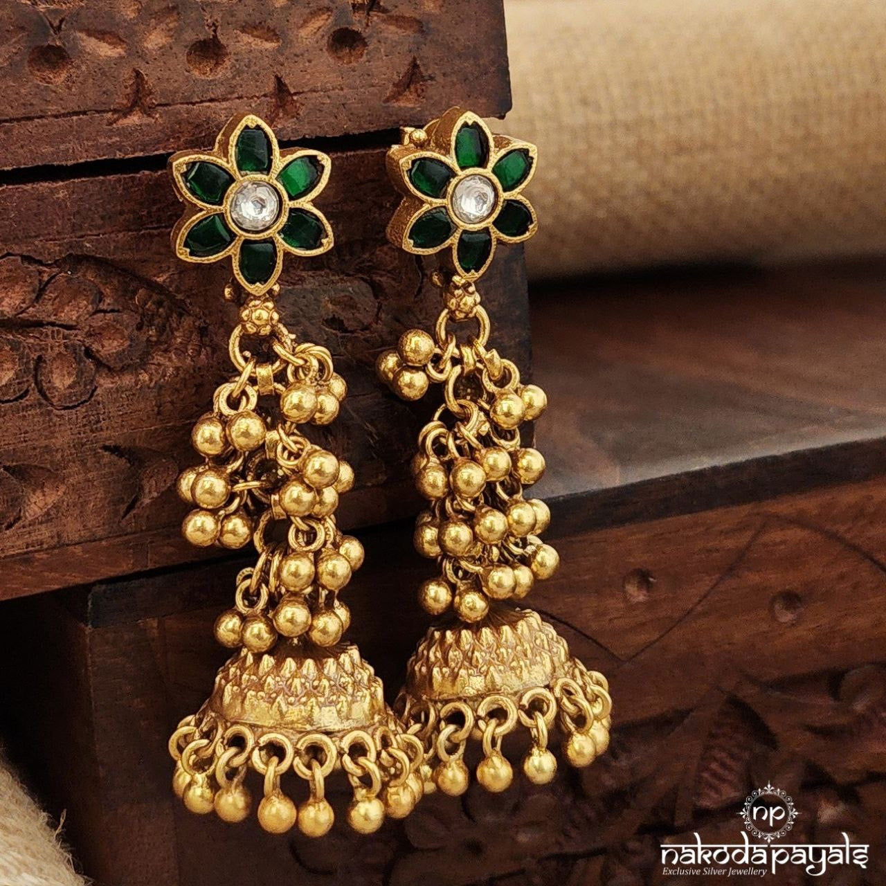 Green Floral Kundan Jhumka (Ge9667)