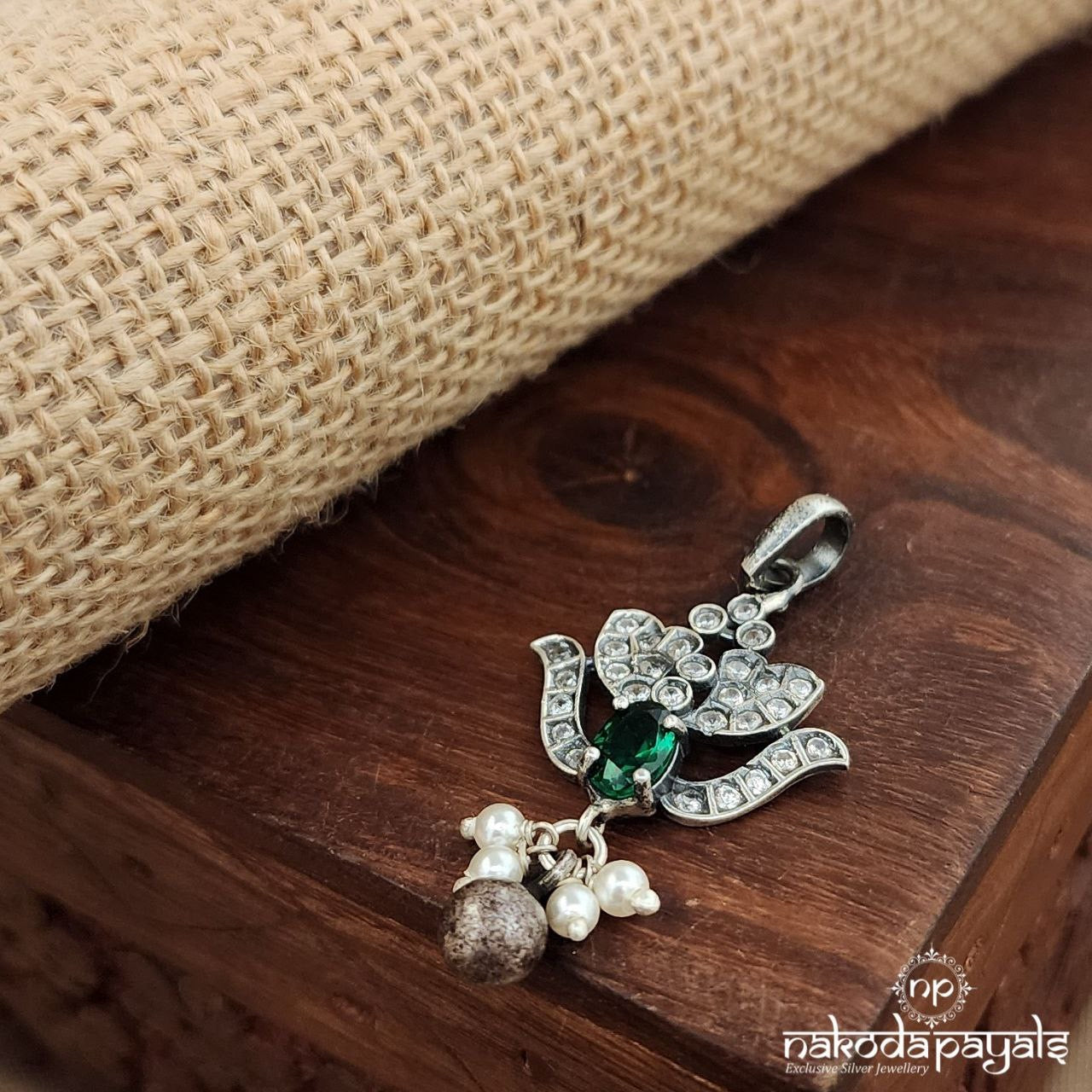 Green Drop Pendant (P2552)