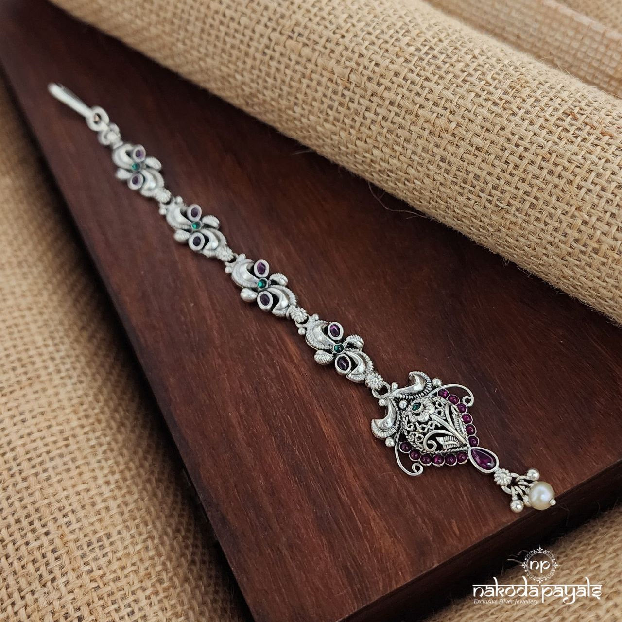 Traditional Pink Leaf Pearl Drop Maang Tika (M0423)