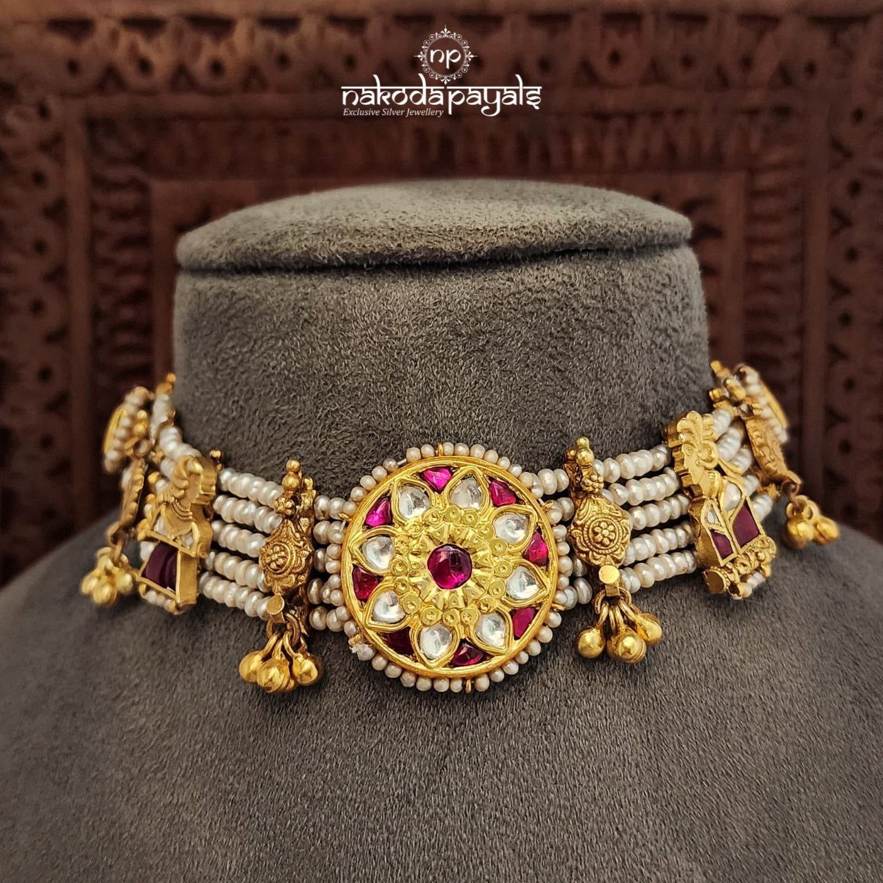 Pink Flower Pearl Glow Choker (Gn9187)