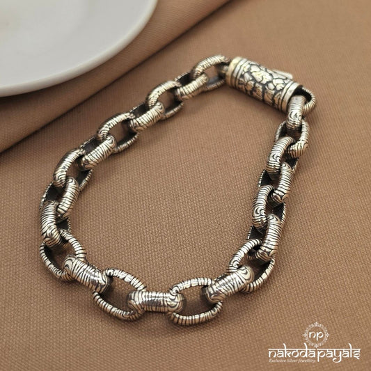 Stylish Linked Men’s Bracelet (Mc1134)
