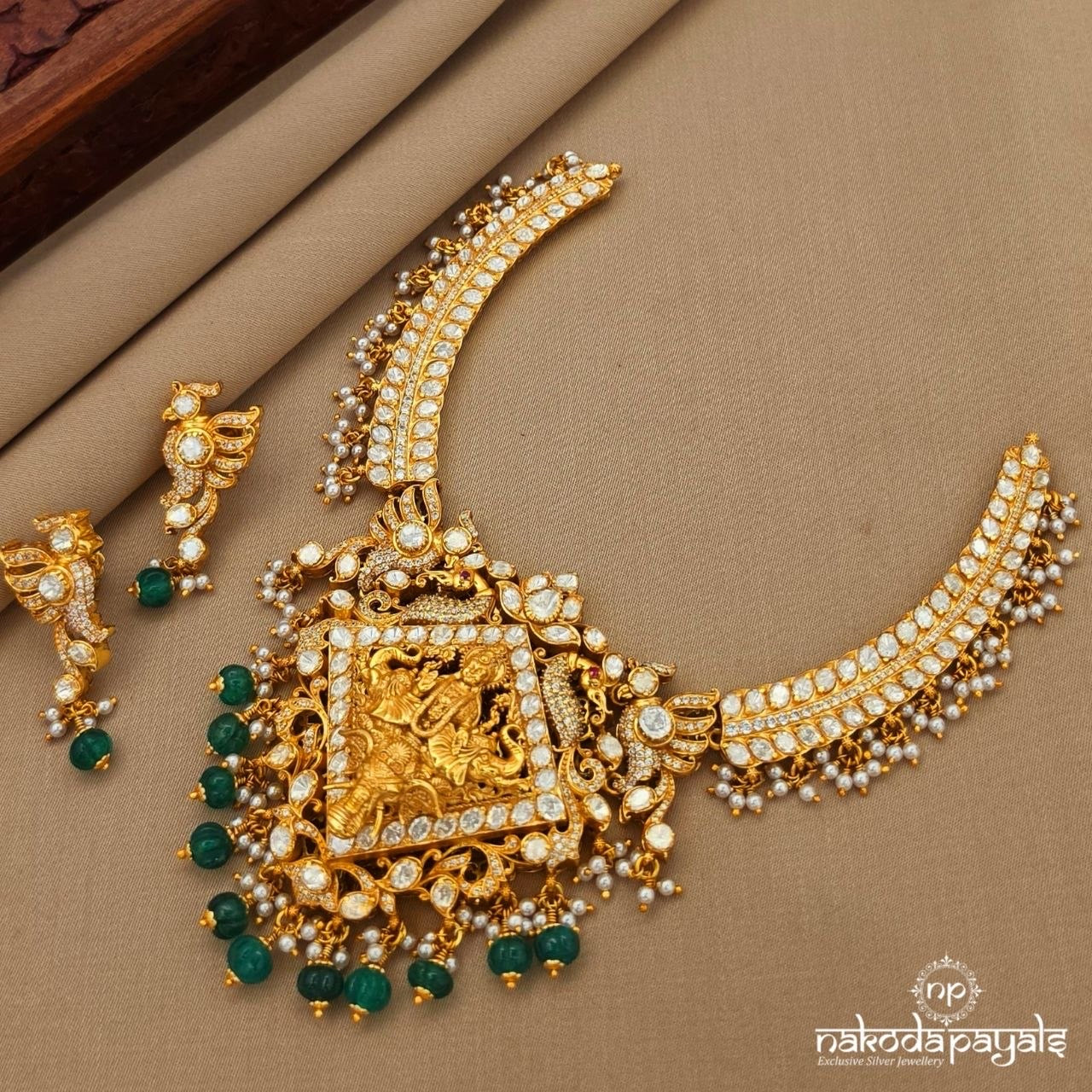 Divine Moissanite Neckpiece With Earrings (Gn10415)