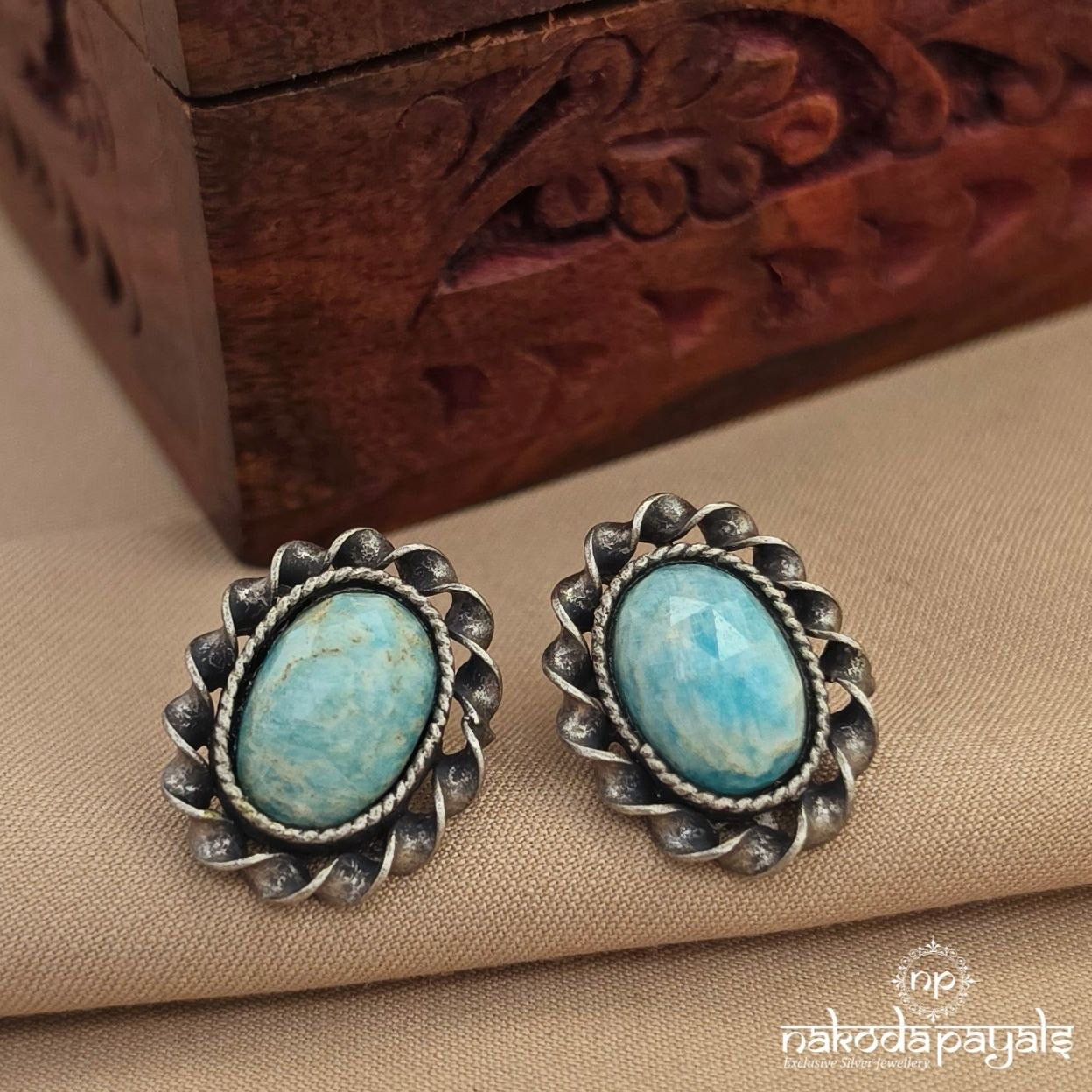 Turquoise Oval Studs (S4149)