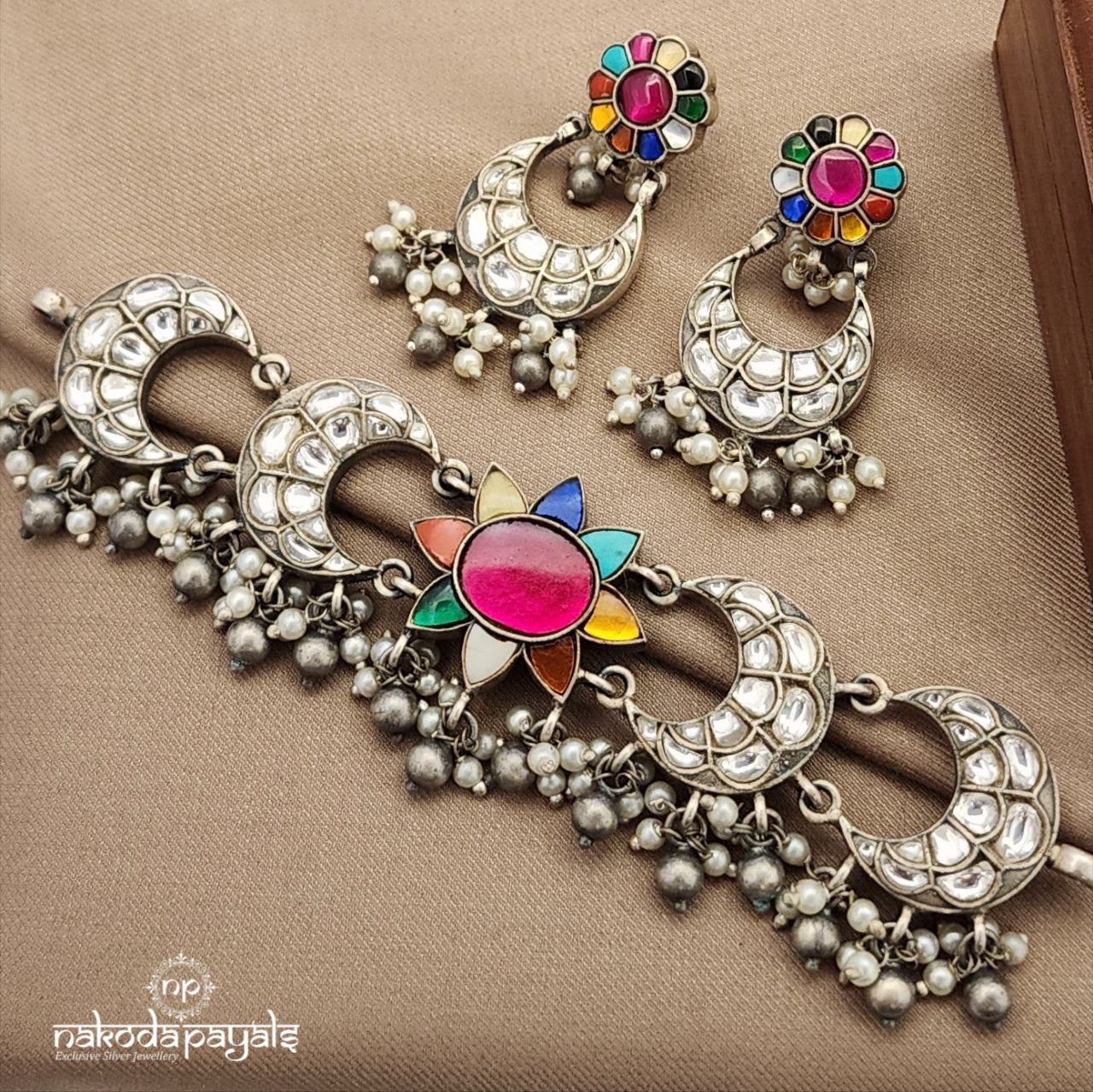 White Half Moon Kundan Choker With Earrings (N10979)
