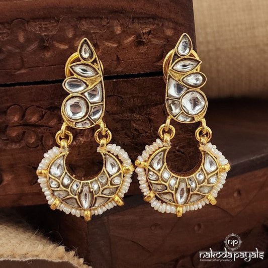 Elegant White Pearly Kundan Chandbali (Ge9571)